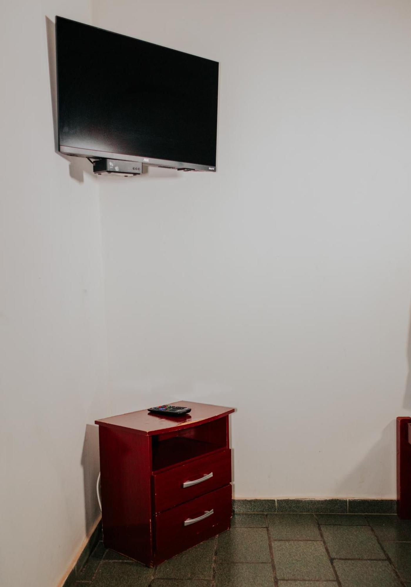 Hotel Santa Terezinha Alfredo Chaves Eksteriør billede